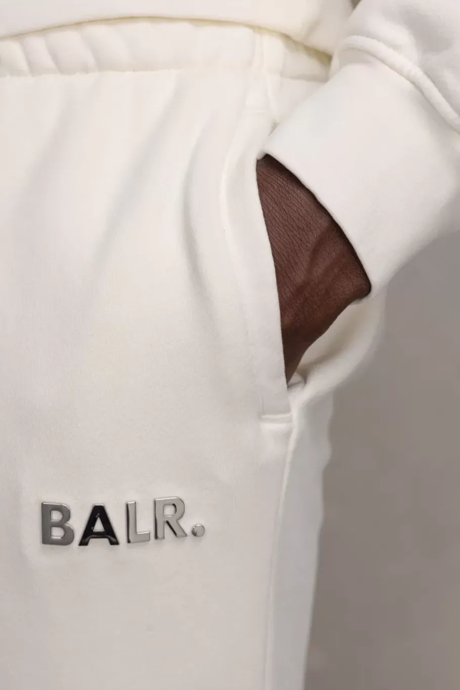 Sweatpants^BALR. Regular Metal Brand Jogger Egret